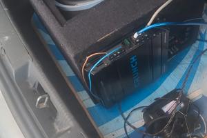  subwoofer marca boss 800 + amplificatore 