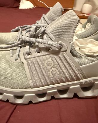Shoes men on running