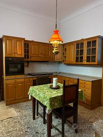 CUCINA IN LEGNO COMPLETA