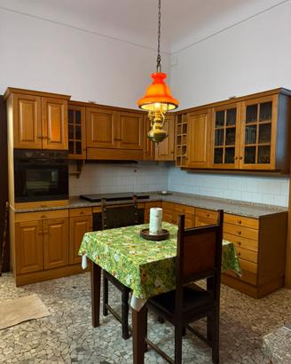 CUCINA IN LEGNO COMPLETA