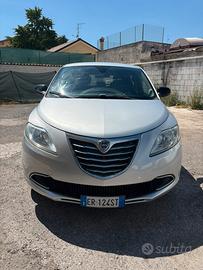 Lancia ypsilon 1.2 gold
