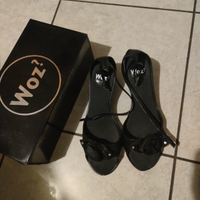 Sandali neri Woz