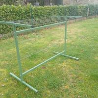 STENDINO CON RUOTE PER GIARDINO