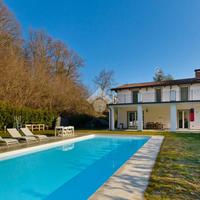 VILLA SINGOLA A PECETTO TORINESE