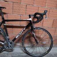 Bici da corsa Scott CR1 in Carbonio