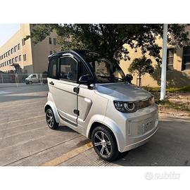 Auto elettrica senza patente presidio medico