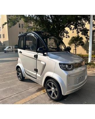 Auto elettrica senza patente presidio medico