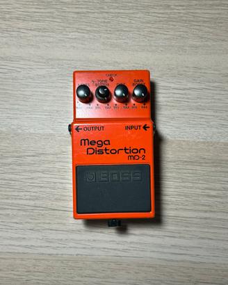 Boss mega distortion MD-2