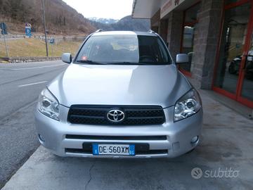 Toyota RAV 4 RAV4 2.2 D-4D 136 CV Unica proprietar
