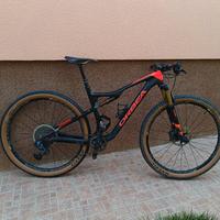 Orbea oiz M10 xx1 axs kashima spacecarbon