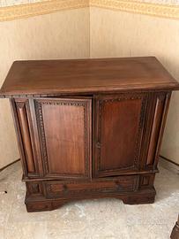 Credenza / Mobile antico in legno