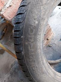 Pneumatici quattro stagioni