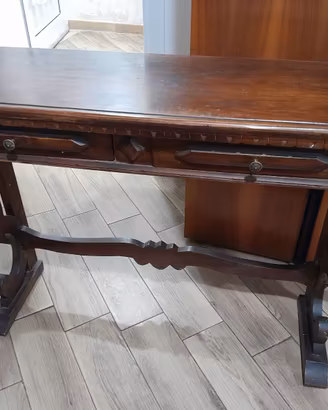 Tavolino consolle in legno scuro