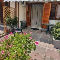 Fondachello trilocale arredato vicino al mare