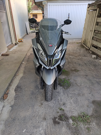 Kymco downtown 350i