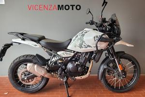 Royal Enfield Himalayan 450 kamet white