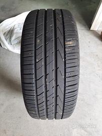 Set 4 Pneumatici Estivi Hankook 245/45/R19 Nuovi