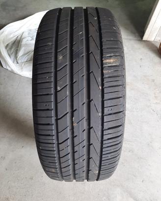 Set 4 Pneumatici Estivi Hankook 245/45/R19 Nuovi