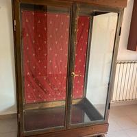 Mobilio con vetro anti rottura