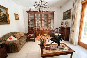 3 VANI CON POSTO AUTO E AMPI BALCONI PARCO CAVALL
