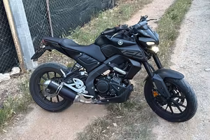 YAMAHA MT 125
