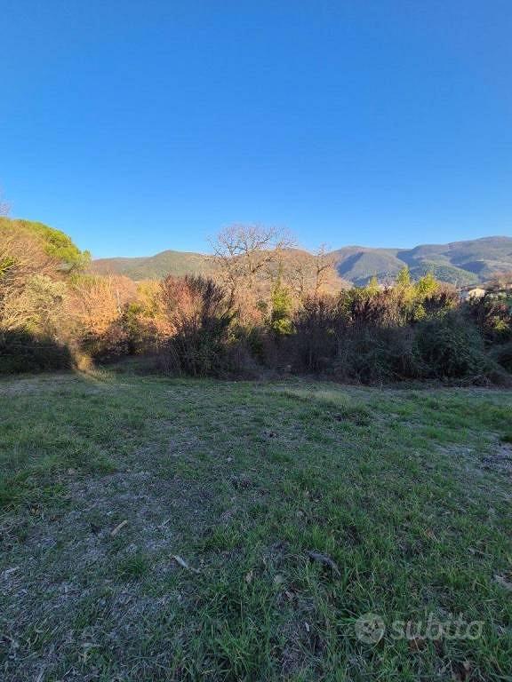 Terreno di 1100 m² a Stroncone - Vista 2