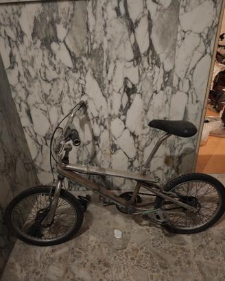 bicicletta bmx