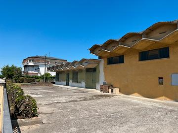 Casa + Capannone