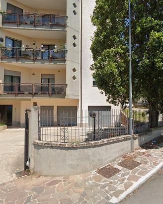 Garage/Box Auto Cavita - Mater Domini