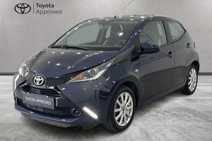 Toyota Aygo 5p 1.0 x-play m-mt