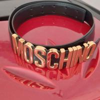 Cintura moschino con logo lettering dorato