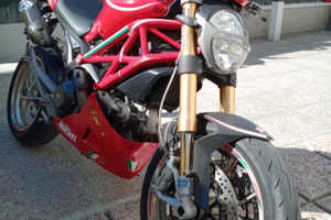 Ducati Monster 1100s