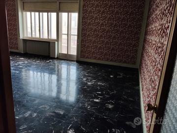 Appartamento in via Ettore Viglione n. 4, Lucera