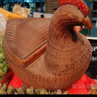 gallina portauova in vimini