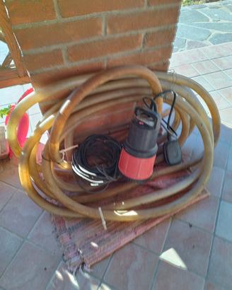 Pompa a immersione 