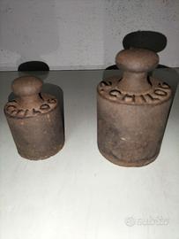 Pesi Antichi per Bilancia più Lucchetto Antico