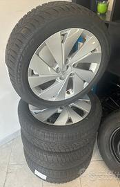 Cerchi  Volkswagen 17 GTI +Gomme TERMICHE Pirelli