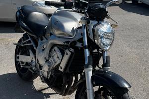 Yamaha FZ6