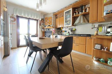 4 LOCALI A MONTALTO UFFUGO