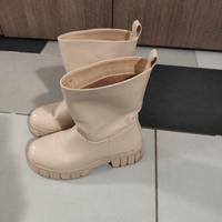 stivali donna tipo anfibi