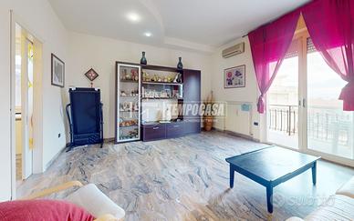 APPARTAMENTO CON 3 CAMERE E GARAGE !!