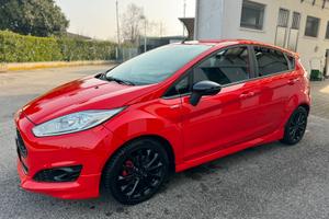 FORD FIESTA ST LINE