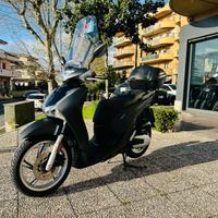 HONDA SH 150 PASSAGGIO GARANZIA TAGLIANDO INCLUS
