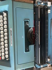 Macchina da scrivere Olivetti