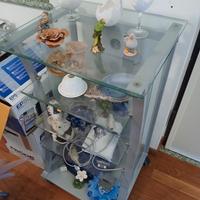 scaffale/credenza in vetro e metallo