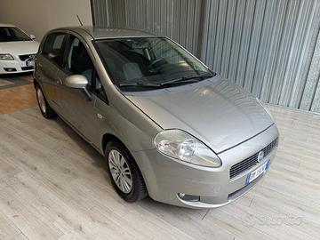 Fiat Grande Punto 1.4 Benzina X Neopatentati