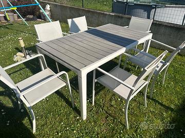 Set tavolo da giardino  con 6 sedie
