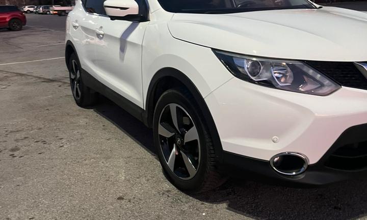 Nissan qashqai