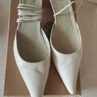 scarpe  numero 38 1/2