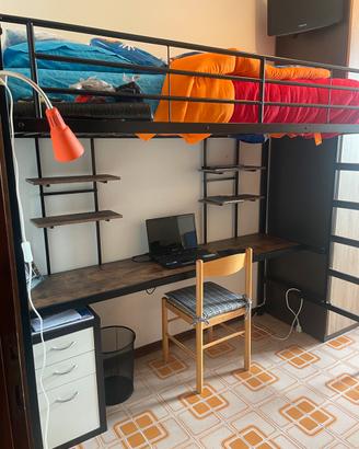 Letto a soppalco molto stabile, nuovo